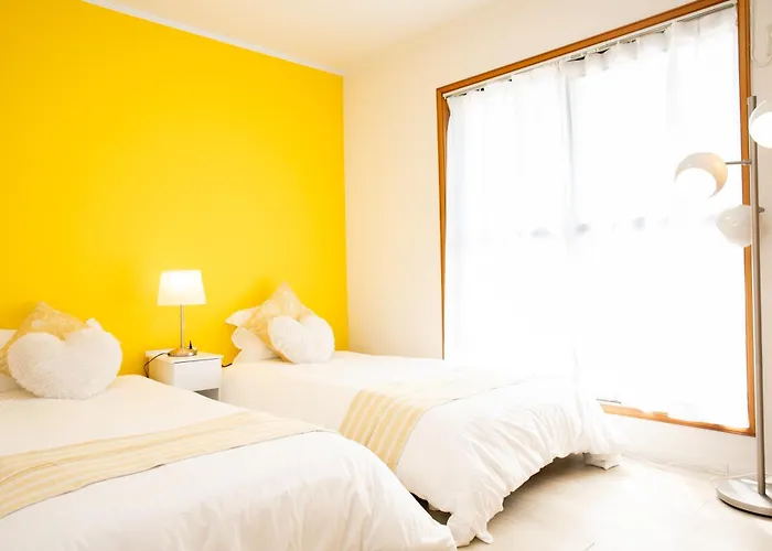 Nagashima Riverside House